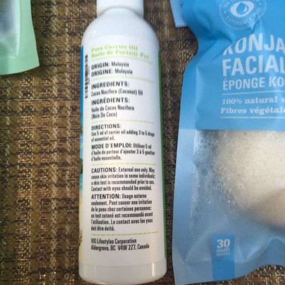NEW Konjac Sponges & Coconut Fractionated Oil - Picture 4 of 5